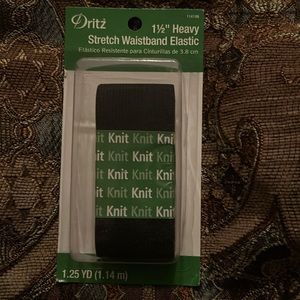Dritz Heavy Stretch Waistband Knit Elastic 1 1/2” is a strong, stiff stretch